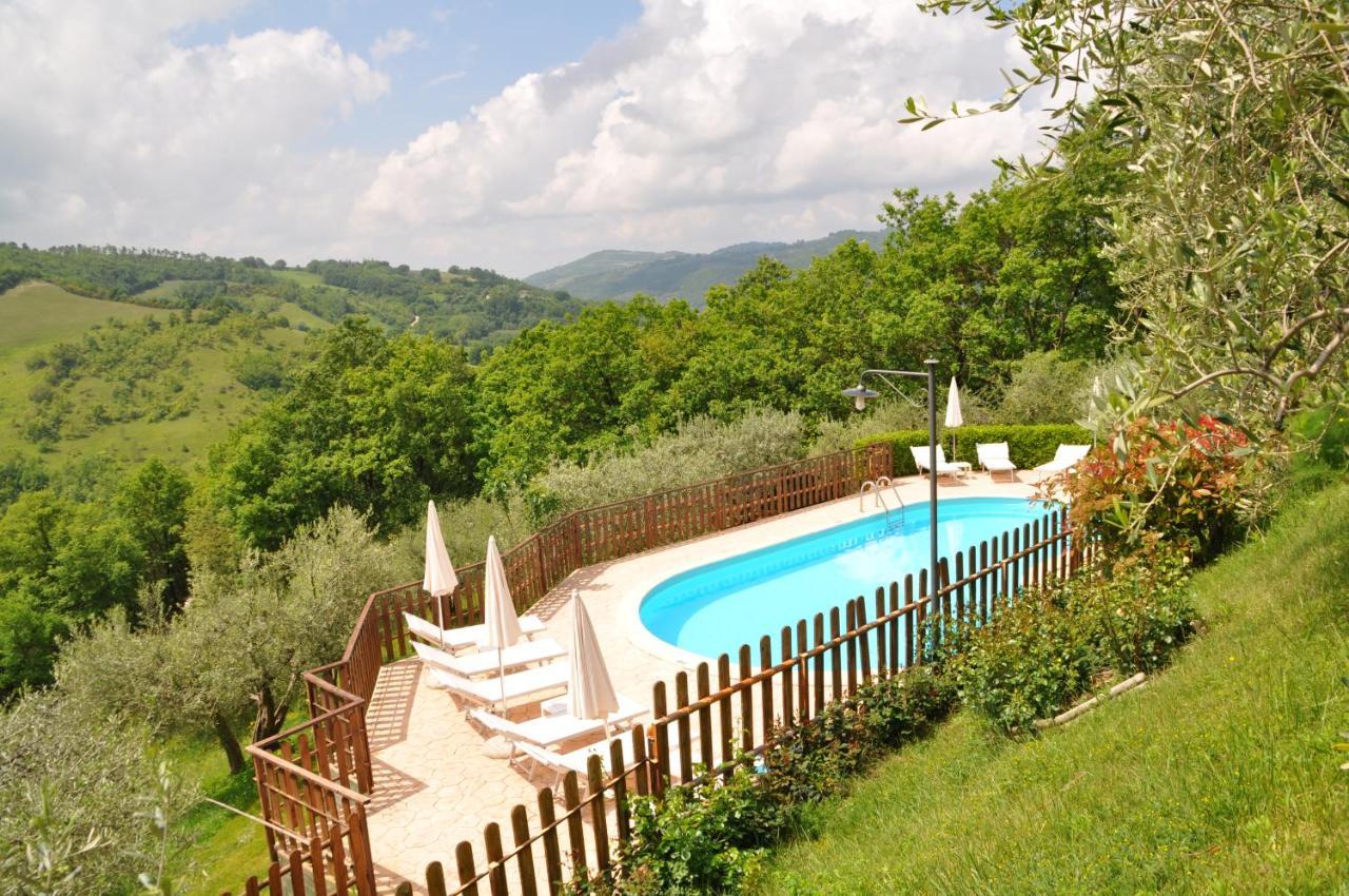 Agriturismo Le Dolci Colline Valfabbrica Exterior foto